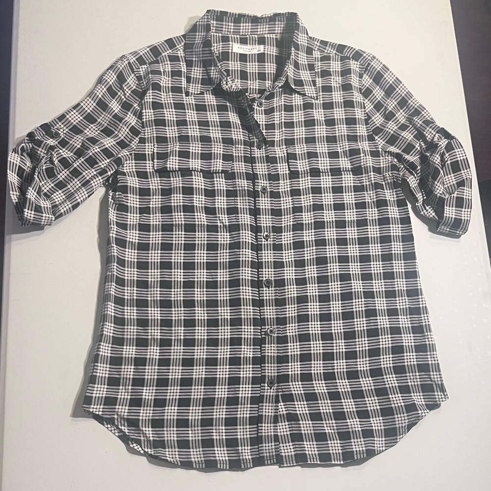 Equipment Femme Black & White Plaid Button Down Blouse – Size M